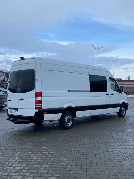 Продам Sprinter 318