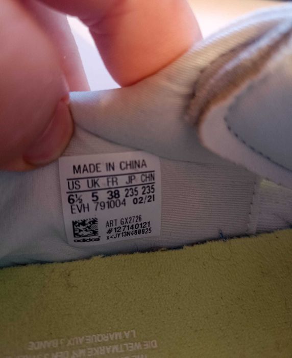 Adidas Ozweego White / Yellow Tint