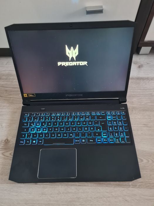 Notebook gaming Acer Predator Triton 300