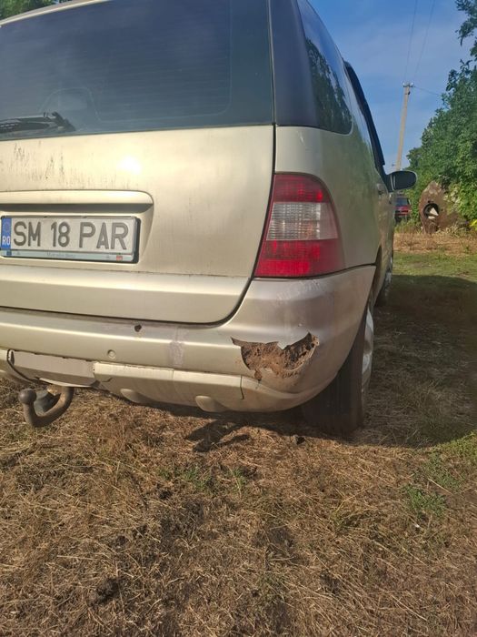 Mercedes-Benz ml270