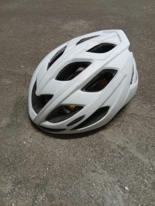 Capacetes btt em bom estado