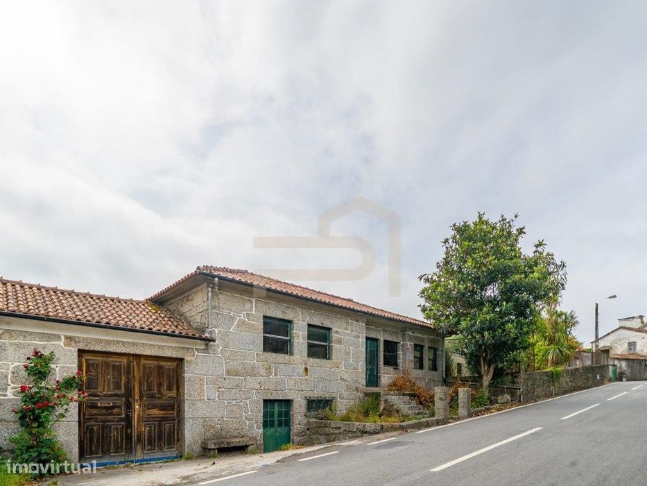 Moradia para Restauro em Lemenhe - Vila Nova de Famalicão