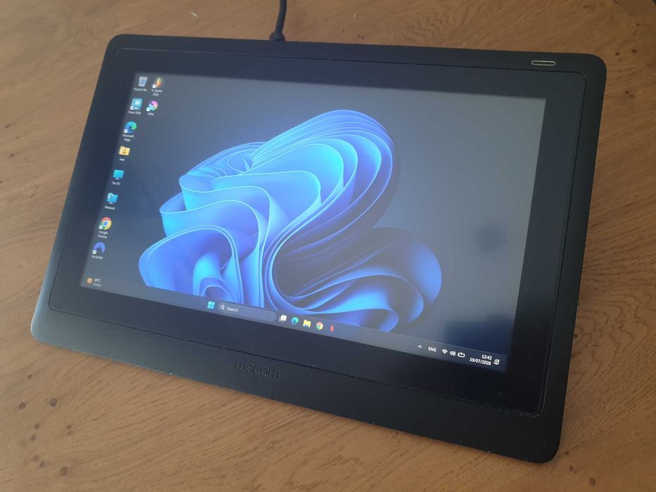 WACOM Cintiq 16"