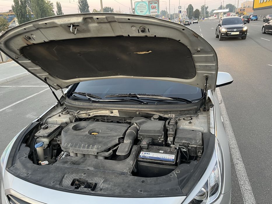 Hyundai Sonata LF LPI
