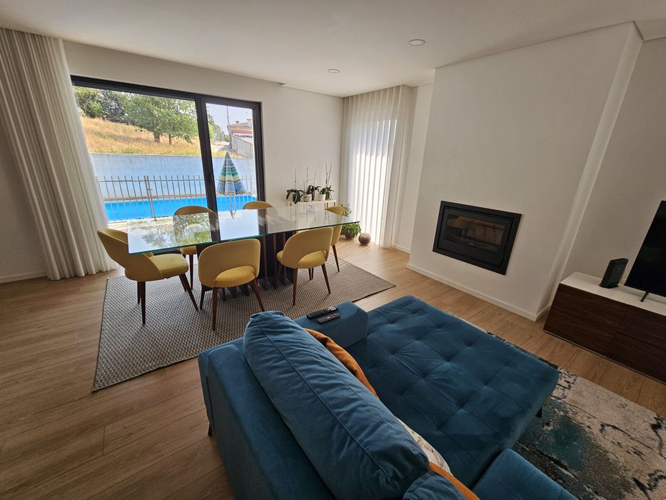 Moradia T3+1 com jardim e piscina
