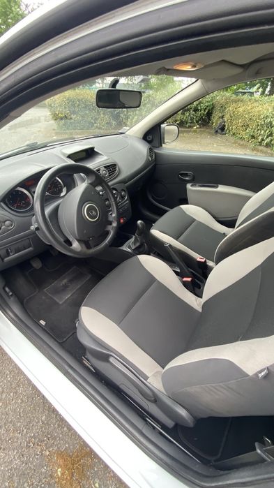 Renault Clio III Dynamique S  1.5 dCi 85cv (65kW) 2011