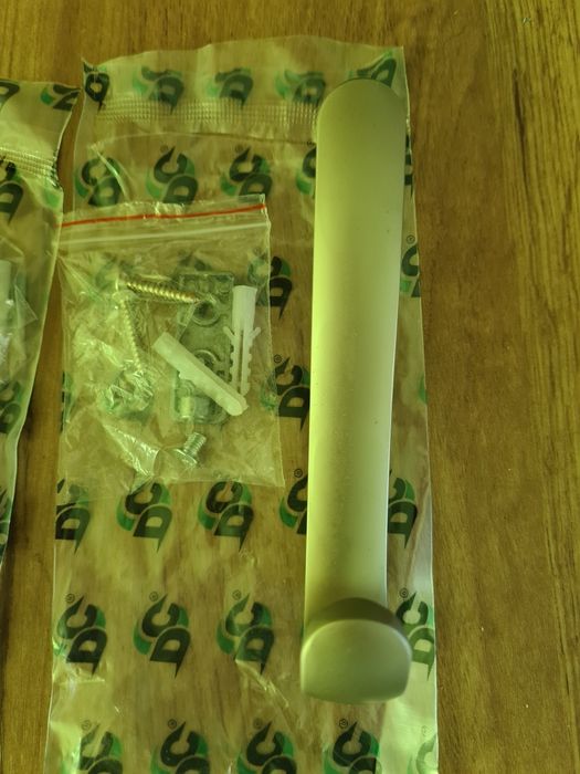 Продам крючок - вішак