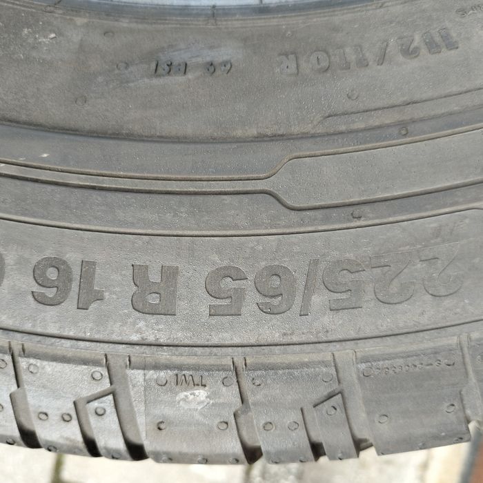 Opony Continental 225/65/16R
