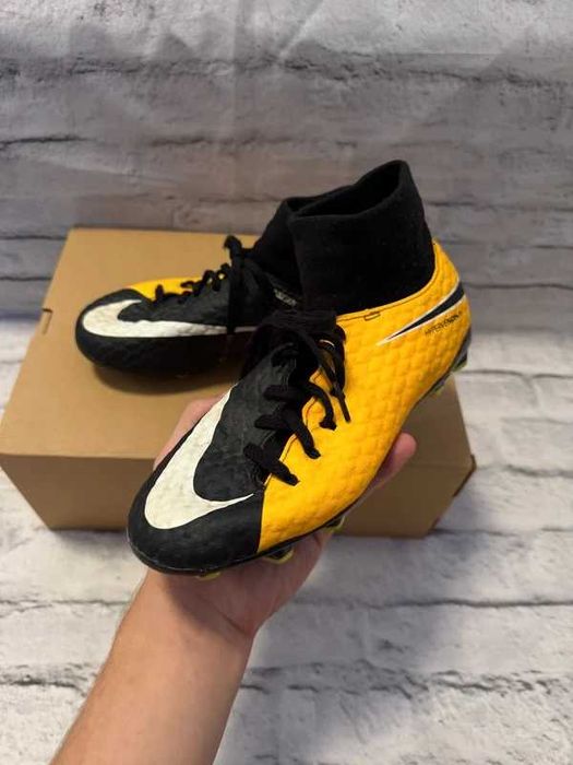 Pomarańczowo czarne Nike Hypervenom Phelon 3 FG - 37.5