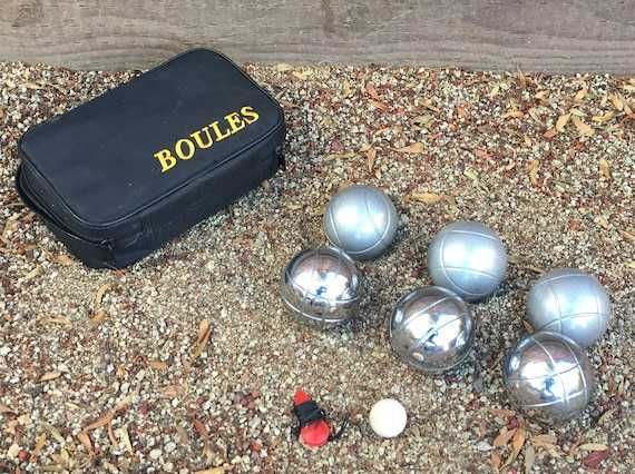 Vende-se boules  em ótimas condições