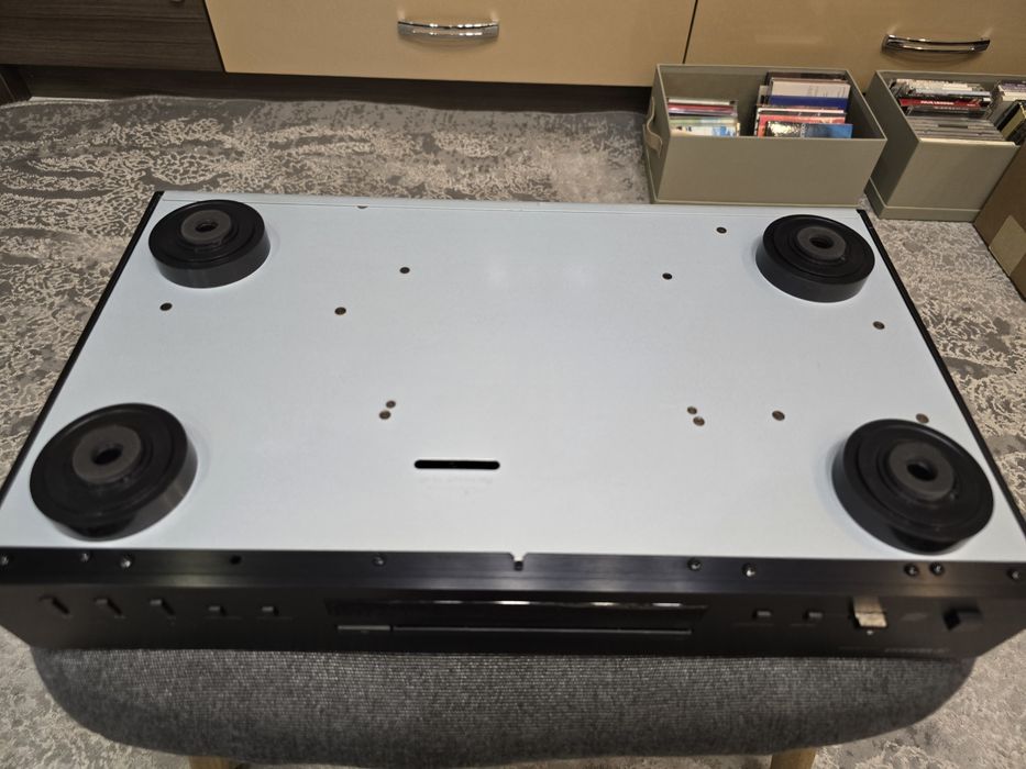 CD програвач Yamaha CD-S303