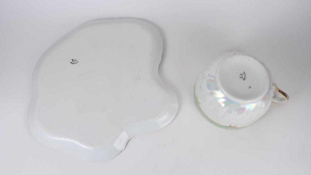 Chávena Almoçadeira com base Vista Alegre, anos 20/40, CADA