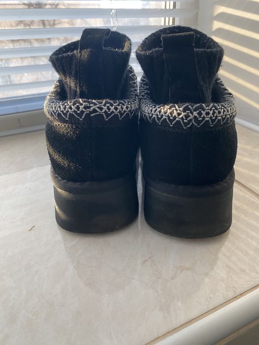 Теплые зимние угги