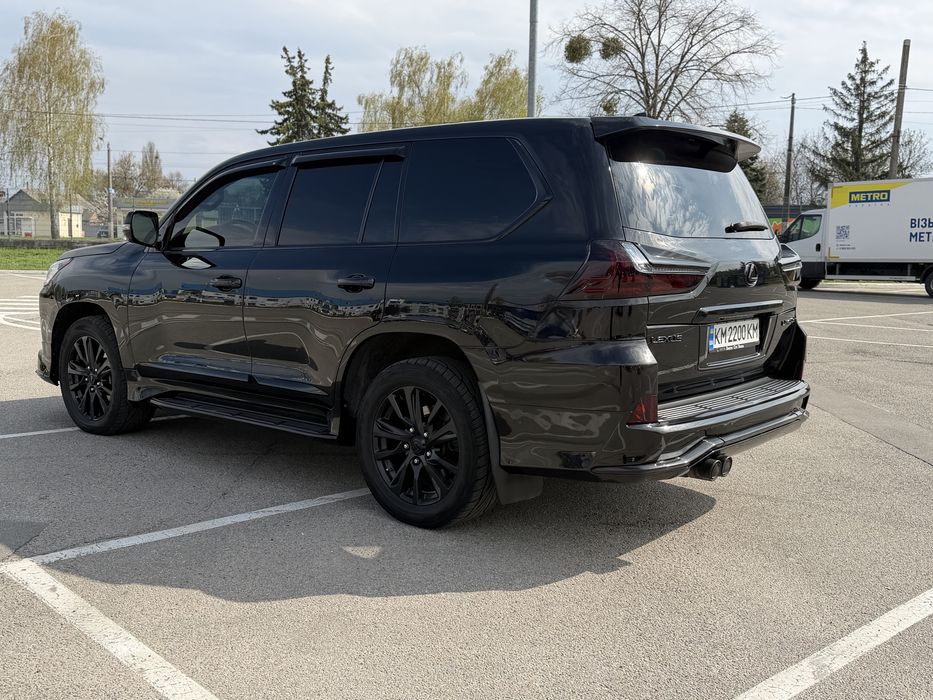 Lexus lx 450 2019 рік
