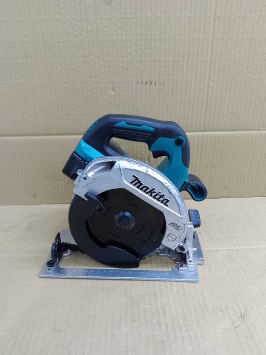 Makita DHS660 Piła Najazdowa Pilarka Tarczowa Najazdówka 18V 5.0Ah