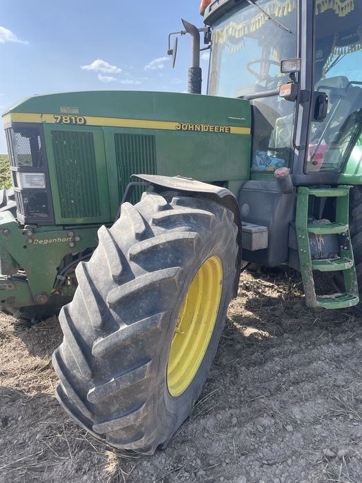 Трактор John Deere 7810 2000