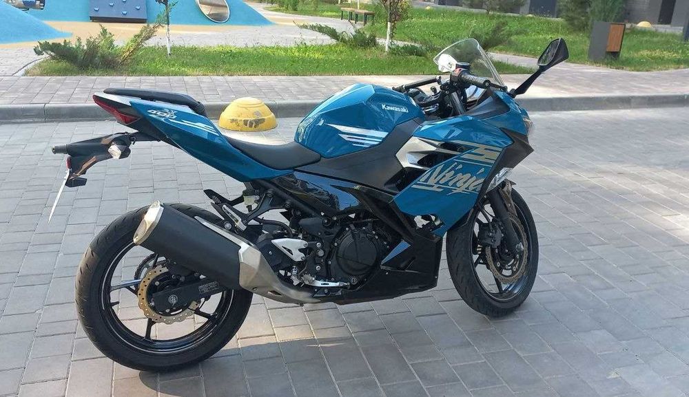Kawasaki Ninja 400