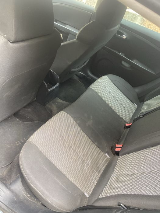 Seat leon 1.6 tdi ….€