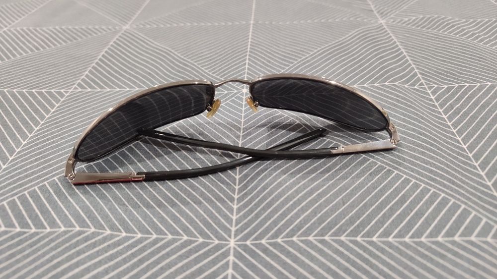 Óculos de Sol Prada Linea Rossa 0PS 04D – Originais