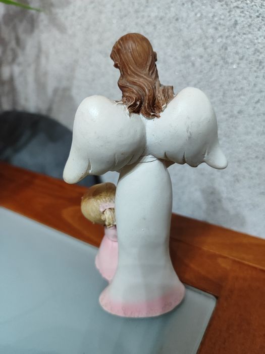 Figurka Anioł z dzieckiem