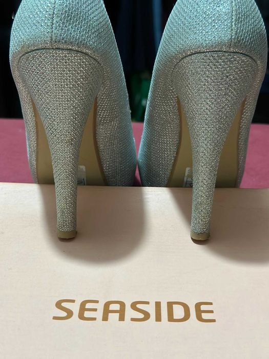 Sapatos Seaside Prateados – Nº 38 | Elegantes para Cerimónias