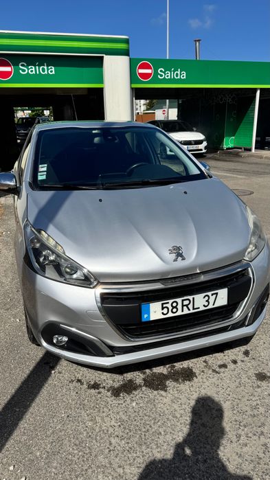 Peugeot 208 1.6 Blue HDI Allure