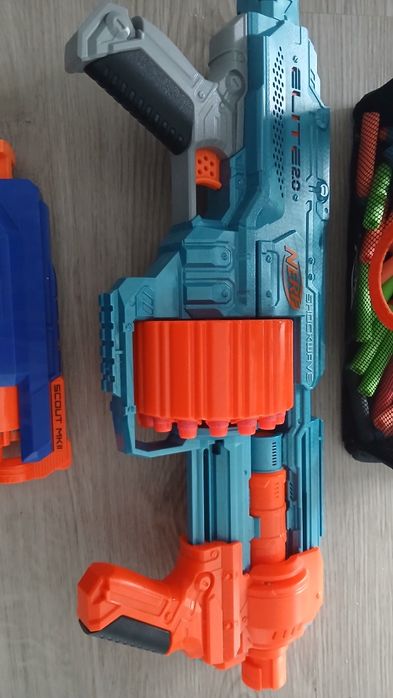 Conjunto de 2 nerfs mais o alvo