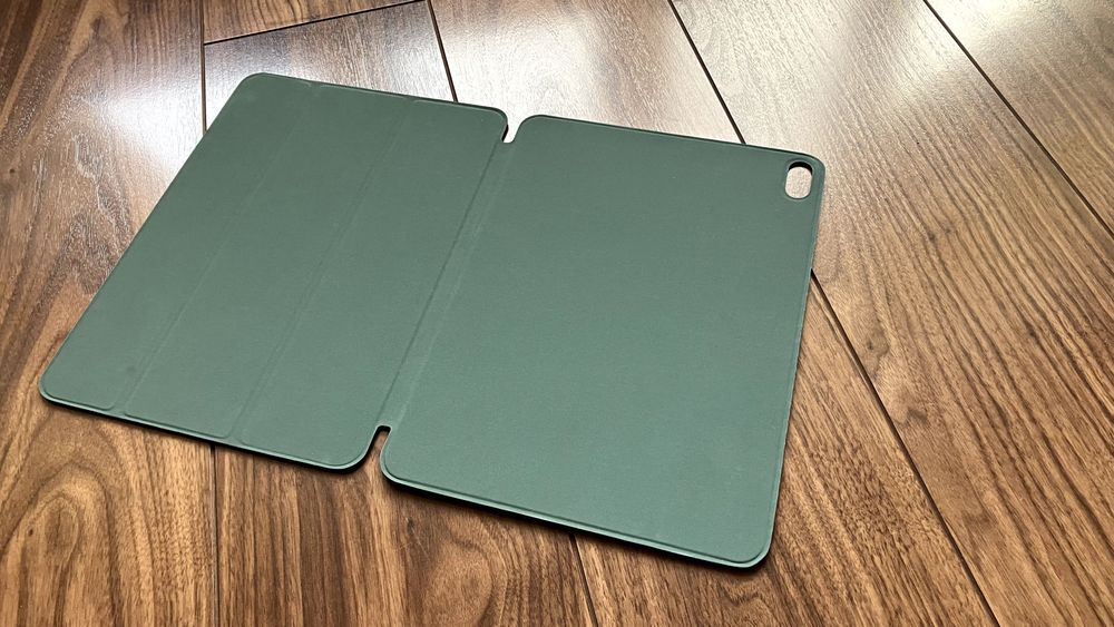 Чехол магнитный на iPad Pro (1st)