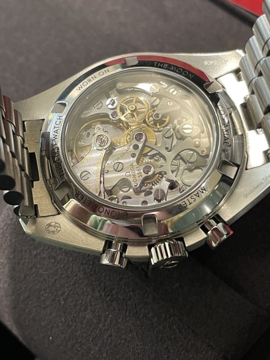 Omega Speedmaster Profissional 12/2025