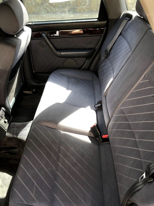 Audi A6C4 AVANT 1996R