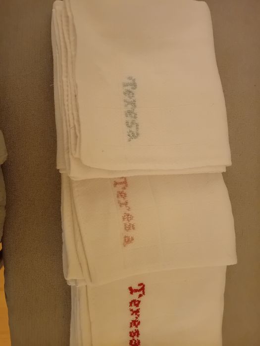 Conjunto 3 nomes bordadas a ponto de cruz