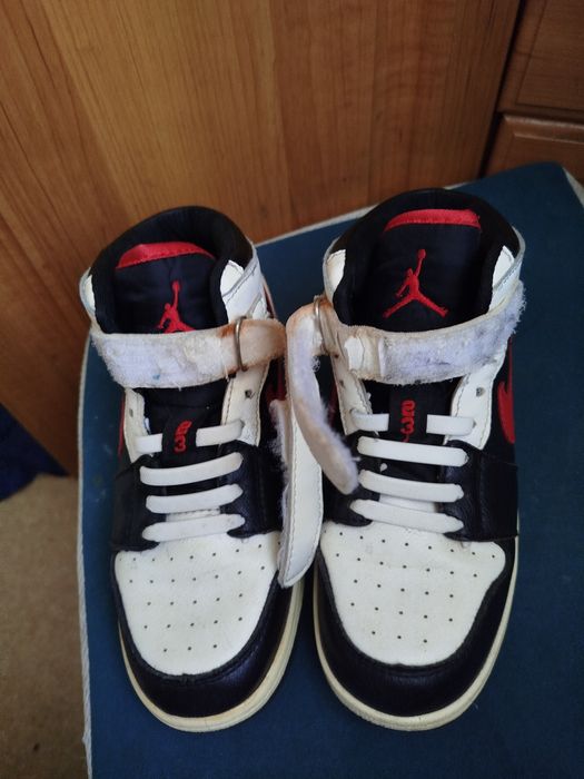 Найк джордани кросовки,хайтопи22,5 см