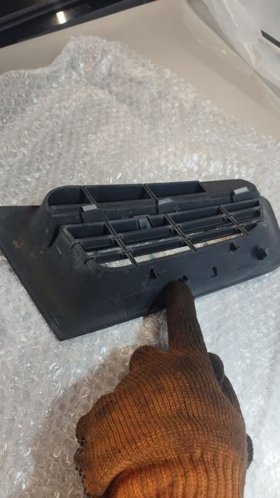 Воздуховід радіатора, Рено Меган 2