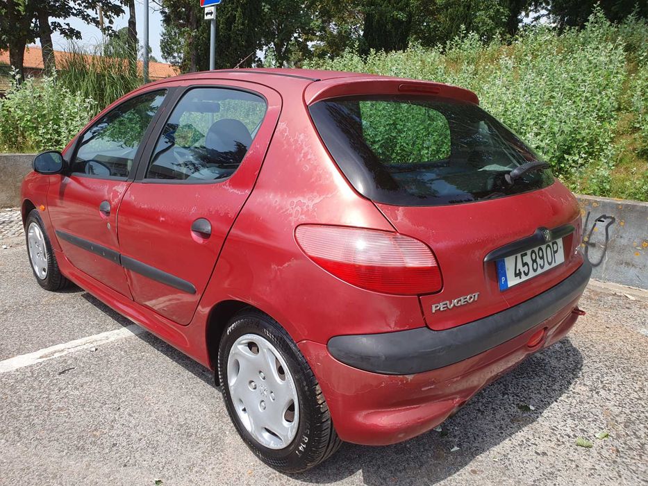Peugeot 206 XR Présence 1.1 5 Portas
