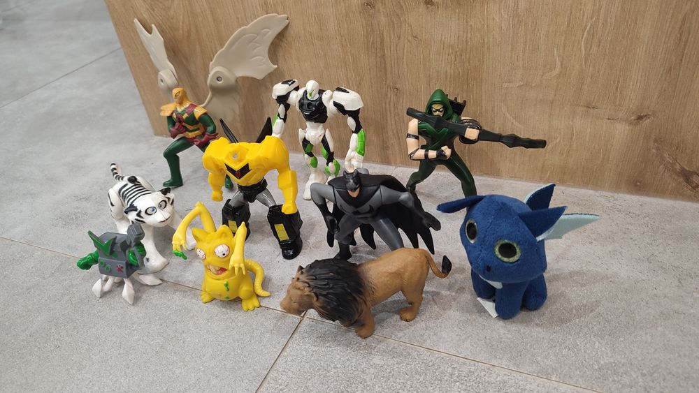 10 szt figurek Batman Transformers