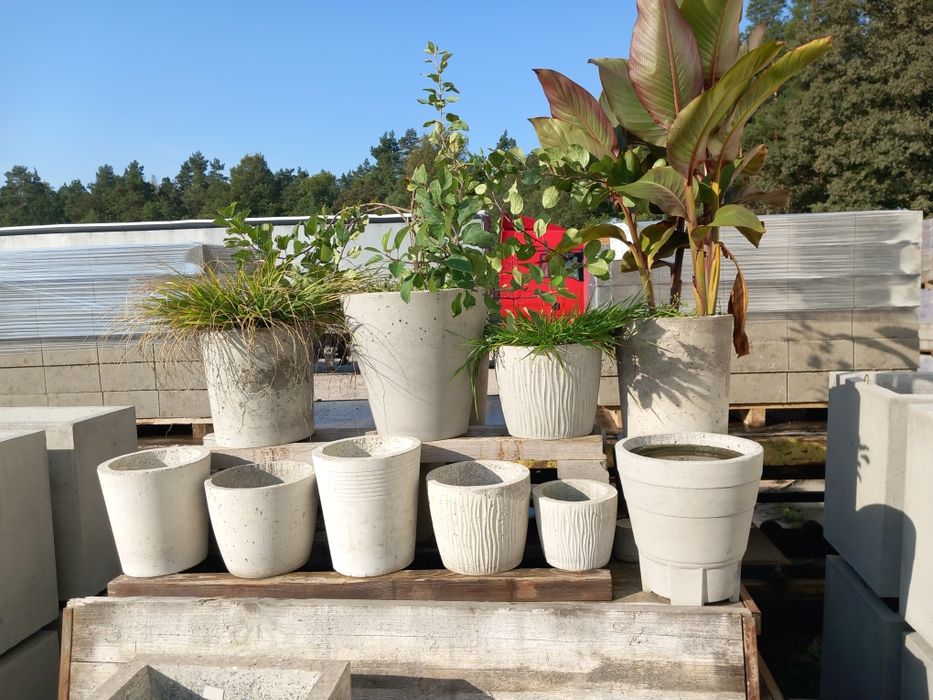 Donice  betonowe ( ogrodowe , tarasowe )