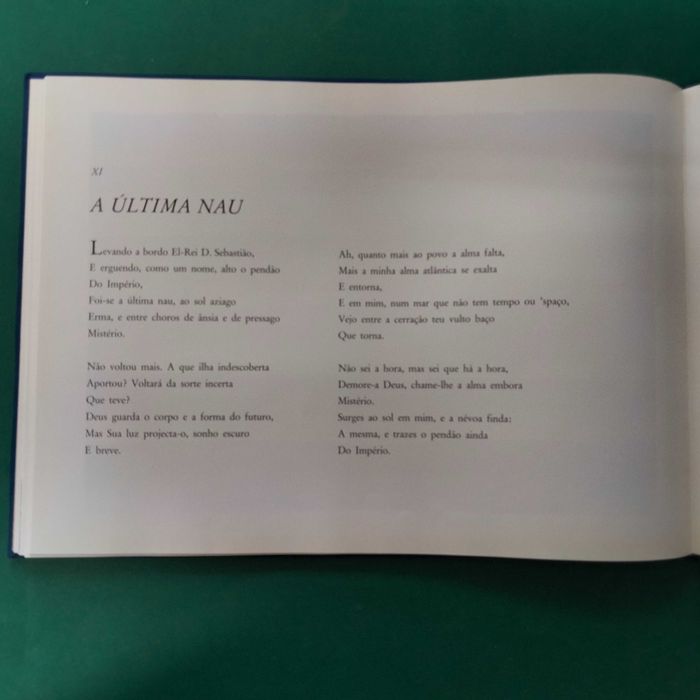 Mensagem - Fernando Pessoa - Desenhos de Jorge Martins.