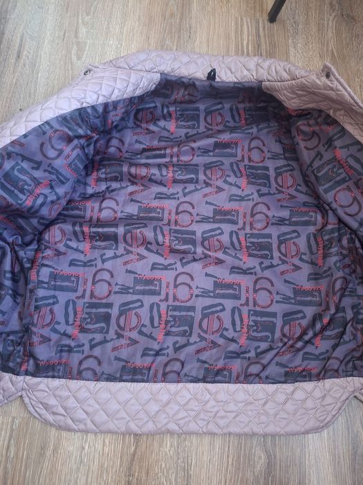 Куртка демісезонні 44р