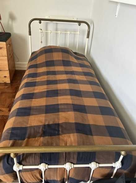 Cama de solteiro La Redoute — metal branco — 90x200 | 100€