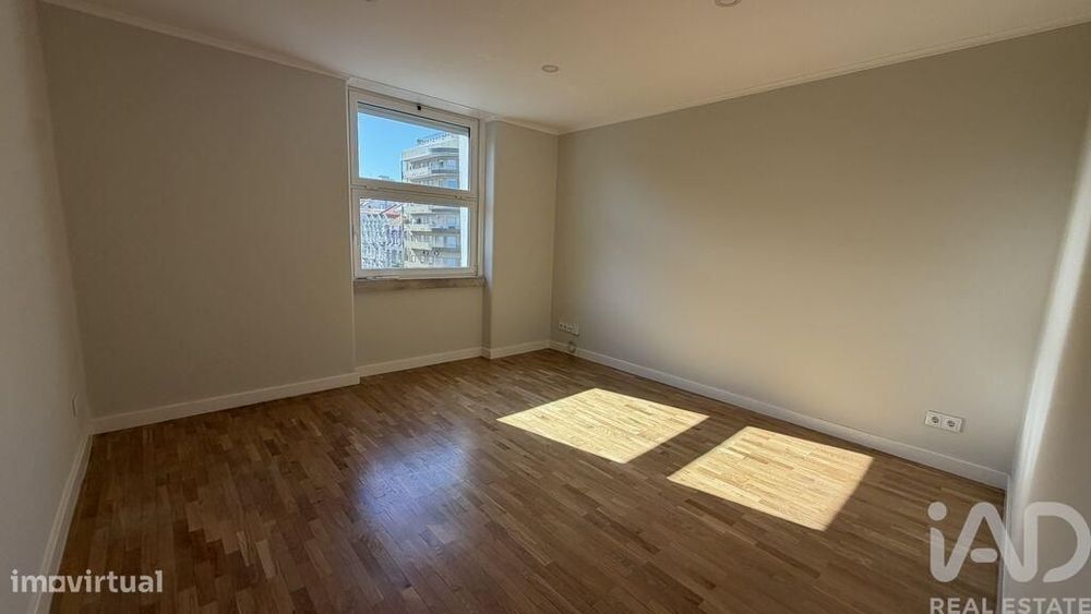 Apartamento T3 em Avenidas Novas de 105,00 m2