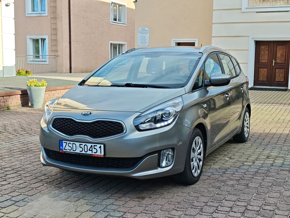 Kia Carens
