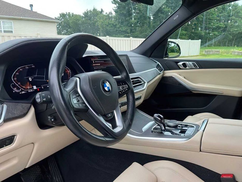BMW X5 xDrive40i      2022