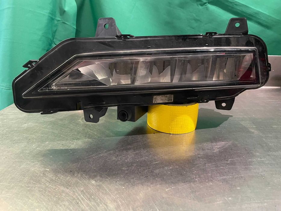 Halogen lewy przód SKODA OCTAVIA IV RS VRS