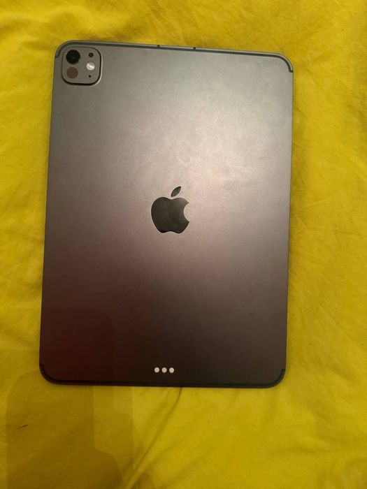 ipad Pro 11 (M5) Wi-Fi + Cellular ( 256 )