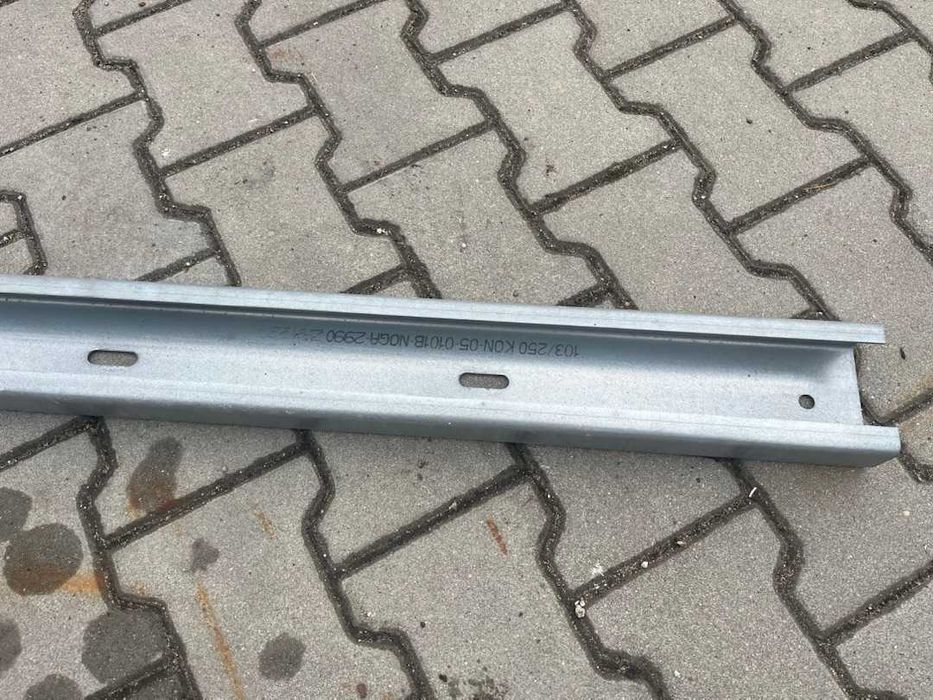 Profil bramowy szyna ceownik stalowy 100x50x2,5 mm