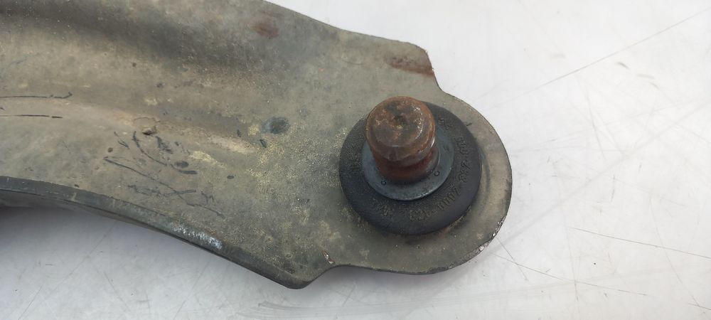 Braço de suspensão frente direito RENAULT Scénic II (JM0/1_)