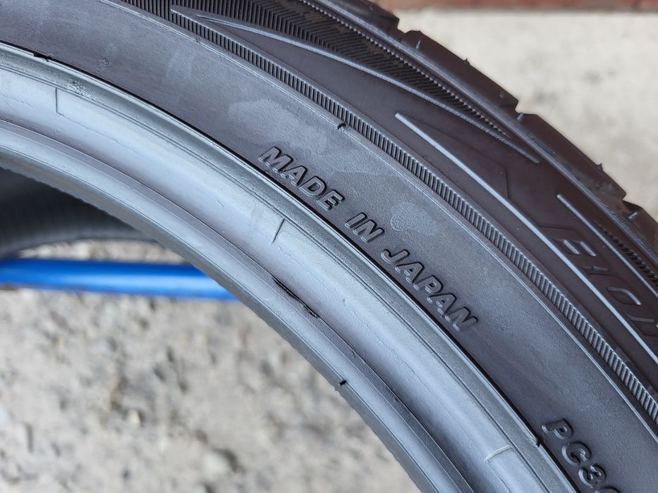 245/40/19 R19 Falken FK452 2шт ціна за 1шт шини