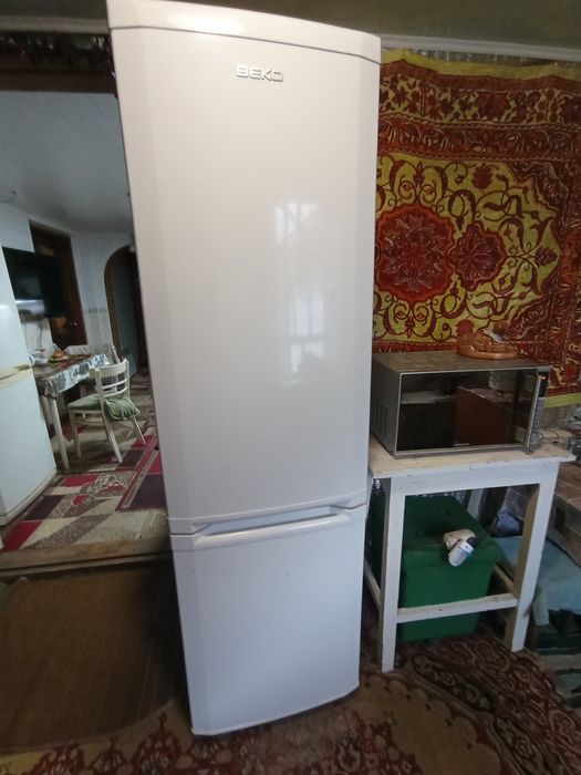 Холодильник beko