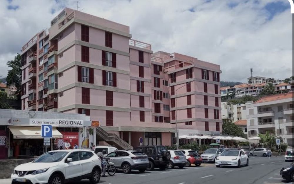 APt T3 Funchal junto a escolas comercio
