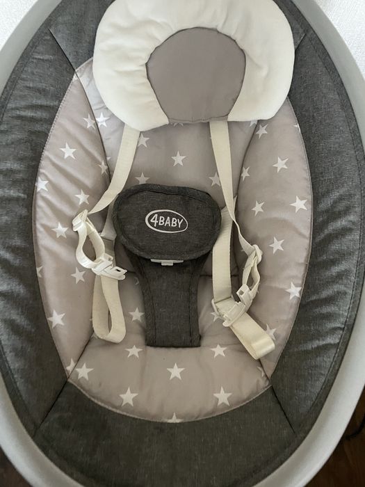 Заколисуючий центр 4BABY